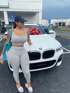 Mulan Hernandez, Rich Girl Lifestyle, Curvy Girl Outfits, Mulan, Girl Outfits, Cute Outfits, Fashion Outfits, On Twitter, Twitter