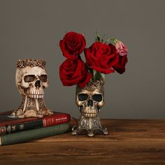 A resin skull in a flower pot, perfect for display on a kitchen counter or mantelpiece. This Resin Skull Flower Pot is a creative addition to your home or garden. It exudes the aura of gothic and adds a spooky touch to your decor. Specifications:Size: 13.5x11x9cmMaterial Type: Plastic, Resin What's in the Box:1x Resin Skull Flower Pot