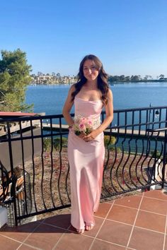 Prom Dresses Aesthetic Pink, Pink Long Dress Formal, Strapless Dress Hair, Bridesmaid Dresses Light Pink, Pink Long Dresses, Md Dresses, Formal Dress For Women, Homecoming Poses, Hoco Ideas