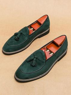 Green  Collar   Plain Dress Loafers Embellished   Men Shoes Mens Slip Ons, Tassel Shoes, Dress Loafers, Loafers Online, Suede Tassel, Leather Moccasins, Tassel Loafers, Breathable Shoes, Mens Fashion Trends