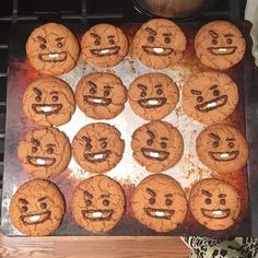 there are many cookies with faces on them