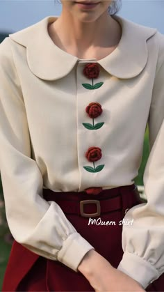 queen shirt Fairy Tales Aesthetic, Detail Couture, Cottagecore Clothes, Rose Shirts, 3d Rose, Fashion Mistakes, Modest Fashion Outfits, Embroidery Fashion