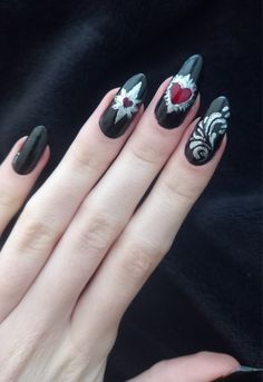 Aestethic rockstar girlfriend nails goth vamp heart glam nail art vampire Rockstar Girlfriend Nails, Black Valentines Day Nails, Girlfriend Nails, Goth Nail Art, Black Valentines Day, Rock Star Nails, Black Valentines, Pretty Poison, Nails Goth