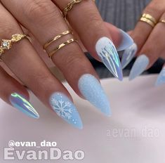 Nail Inspiration Stilleto, January Acrylic Nail Ideas, Snow Nails, Festival Nails, Christmas Nail Designs, Christmas Nail