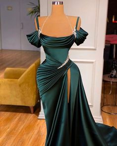 We could custom made 70+ colors & all sizes, if you do not not find the color name listed, pls leave note on special instruction to note the exact color you need. Also custom size is available, if you need your dress customized, pls leave your bust, waist, hips & barefoot height size in the order remark. Thank you. Dark Green Prom Dress, Split Prom Dresses, Robes D'occasion, Green Prom, Night Dresses, Dress With Pleats, Women Faces, Allah Photo, Pink Prom Dress