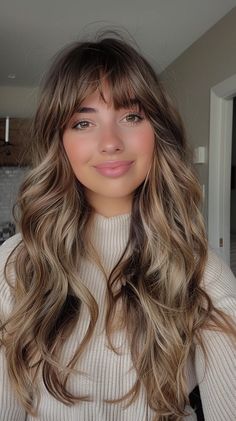 40 Heavy Highlights On Dark Hair Hairstyles That Will Make You Feel Like a Bombshell Highlights Medium Length, Dark Hair Styles, Face Frame Highlights