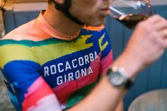 We are back with more strength, with the designs that give us that personality and character. We present our latest collection. Lots of color, lots of power, lots of energy. Start the day with energy and pedal with us. #rocacorba #newarrivals #rocacorbaclothing #rocacorbacollective #gironacycling #roadcycling #cyclingjersey #gravel #newkitday #girona Lisa Smith, Watercolor Orange, Wind Jacket, We Are Back, Cool Jackets, And So The Adventure Begins, To Laugh, Start The Day, Cycling Jersey