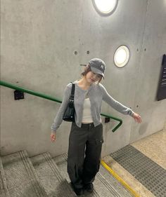 Outfits With Grey Cardigan, Korean Winter Outfits, Outfit Korean, 가을 패션, Autumn Outfit, Casual Style Outfits, Lookbook Outfits, Cute Casual Outfits, New Outfits