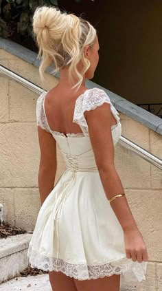 European Summer Outfits, Looks Party, Girly Dresses, Corset Mini Dress, Popular Dresses, 2023 Autumn, Slim Dresses