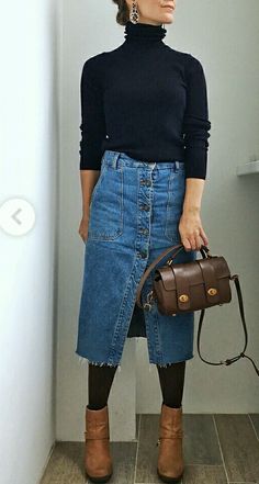 Mode Edgy, Denim Skirt Outfit Fall, Thrifting Vintage, Jean Skirt Outfits, Looks Jeans, Mode Tips, Denim Skirt Outfits, Vintage Shop