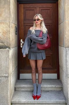 Sporty Edgy Outfits, Mode Hippie, 2024 Style, Mode Boho, Miniskirt Outfits