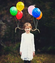 25 CLEVER IDEAS for “Wacky Hair Day” at SCHOOL!! (…including Chloe’s wacky hair!) – Make It and Love It Wacky Hair Days, Crazy Hair Day, Wacky Hair, Scary Halloween Costumes, Crazy Eyes, Crazy Hair Day At School, Foto Tips, Crazy Hair Days, Kids Black