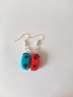 Earrings nintendo,switch,super mario,Nintendo switch, geek earrings,nintendo jewelry,nintendo controller100% unusual and originalPIECE UNIQUEsending in letter a bubble in SUIVIthe shipment is free for France from 18 euros order by validating the code "FRAISGRATUITS" in the code promo box, enjoy quickly! Minecraft Earrings, Sport Clay Earrings, Mario Earrings, Gamer Jewelry, Nintendo Jewelry, Pokemon Earrings, Geek Earrings, Silly Earrings, Clay Diy Projects