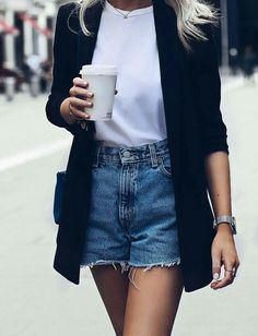 Long black cardigan | Denim Shorts | White Tshirt Blazer E Short, Class Outfit, Blazer And Shorts, Cute Fall Outfits, 가을 패션, Outfit Goals, Outfits Casual, Outfit Casual