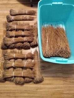 freshly hand picked Longleaf pine needles that have fallen from the Longleaf pine trees in my yard. 10.5 - 17 inch long Pine Needle Art, Pine Needle Weaving, Pine Straw Baskets, Natural Weaving, Long Leaf Pine, Birch Bark Crafts, Appalachian People, Longleaf Pine, Pine Needle Crafts