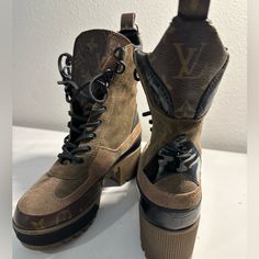 Platform Desert Boot Worn 2x Only Flaw In Last Picture (Lv Does Free Repairs) Fast Shipping Box Not Included. 100% Authentic (Proof Of Purchase In Photos) Louis Vuitton Desert Boots Outfit, Louis Vuitton Desert Boots, Desert Boots Outfit, Laureate Platform Desert Boot, Shoes Louis Vuitton, Desert Boot, Louis Vuitton Shoes, Desert Boots, Boots Outfit