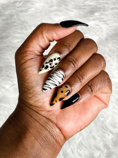 Animal print inspired manicure. Love a good stiletto manicure inspiration. Im A Lady, Manicure Inspiration, Manicure Nails, Dope Nails, Nail Games, Creative Nails, Holiday Nails, All Things Beauty, Nail Manicure