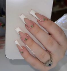 Acrylic Nails Nude, Romantic Nails, Classy Acrylic Nails, Diy Home Decor Ideas, Acrylic Nails Coffin Pink, Almond Acrylic Nails, Coffin Nails Long, Bling Acrylic Nails