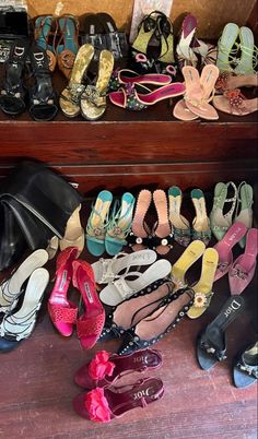 Dream Shoe, 20k Followers, Vintage Heels, Vintage Girl, Virtual Stylist, Disco Party, Carrie Bradshaw