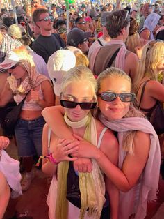 Friends, festival outfits Dom Dolla Concert Outfits, Festival Poses With Friends, Lost Village Festival Outfit, Boys Festival Outfit, Btv Festival Outfits, Beyond The Valley Outfits, Beyond The Valley Festival, Aussie Festival Outfit, Breakaway Festival Outfits