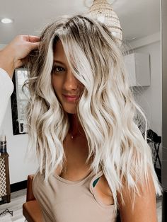 Blonde Halo Hair Color Ideas, Halo Hair Dye Style Blonde, Halo Hair Colors, Halo Couture, Hair Lookbook, Rock Your Hair, Ice Blonde Hair, Hair Doo