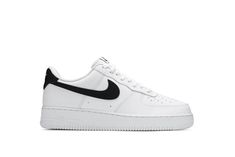 PRICES MAY VARY. Basketball shoes Retro style Cushioning Baskets Mode, Shoes Retro, Mens Walking Shoes, Nike Force, Mens Soccer, Mens Nike Shoes, Mens Basketball, Sneakers White, Air Force 1