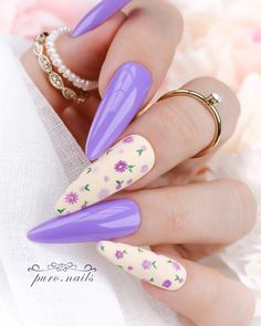 Trending Summer Nails, Bright Summer Nails Designs, Stilleto Nails Designs, Long Stiletto Nails, Long Stiletto, Indigo Nails, Floral Nail Designs, Cute Spring Nails