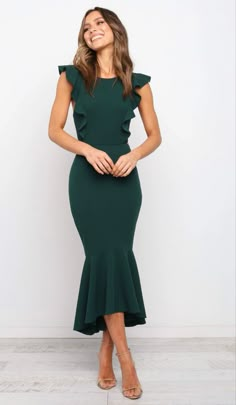 Petal And Pup, Emerald Dresses, Midi Dress Formal, Bodycon Style, Usa Dresses, Graduation Outfit, Long Sleeve Sweater Dress, Bodycon Fashion, Guest Outfit