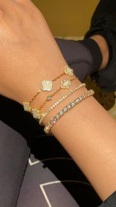 Designer Bracelet Stack, Bracelets Clover, Jewellery Stack, Bracelet Clover, Bracelets Tennis, Bracelets Stack, Diamonds Bracelet, Van Cleef And Arpels Jewelry, Preppy Jewelry