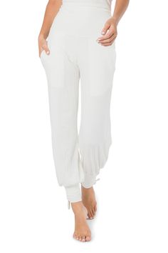 "White leggings, yoga boho pants, harem pants, loose fit wide trousers, comfy pants for travel, pants with pockets, balloon pants for women. Unique adjustable waist harem pants leggings, made of lycra and cotton, super comfortable and breathing natural fabric, stretchy and has 2 pockets. Fits for your daily sports activities, dancing, yoga, pilates, mindfulness etc. and for boho festivals and events. You'll never want to get out of it cause it's so comfy. This is a part of my new collection, whi Comfortable Yoga Joggers, Comfortable Stretch Harem Pants For Loungewear, White Stretch Harem Pants For Yoga, Bohemian White Yoga Bottoms, Cotton Yoga Leggings, Comfortable Yoga Pants With Loosely Fitted Hips For Relaxation, Comfortable Loose-fit Sweatpants For Yoga, Comfortable Sweatpants With Loosely Fitted Hips For Yoga, Comfortable Loosely-fitted Yoga Sweatpants