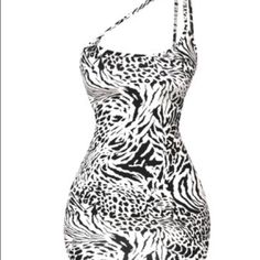 Zebra Mini Dress Super Comfortable With A Good Stretch Zebra Print Clothes, Cheetah Print Outfits, Outfit Wishlist, Zebra Dress, 19th Birthday, Animal Print Dresses, Good Stretches, Birthday Bash, Cheetah Print