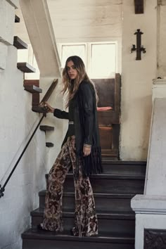 Boho Rock Style, Stile Punk Rock, Joanna Halpin, Glam Rock Style, Boho Rocker, Boho Rock, Rock N Roll Style, Pastel Outfit, Mode Boho