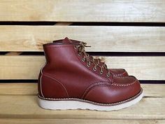 (eBay) - Brand  RED WING 8875 - Size:   USA 7.5 UK 6.5 EU 40  I invite you to visit my shop, I have other models available. Please check photos before buying If you need additional photo or measurements, write me a message Item is used Every item will be shipped no longer than 1 day after payment received excluding weekends and holidays WORLDWIDE SHIPPING: USA, Europe, Asia:10-30 days Canada, Australia: 20-40 days It may be delays with shipping caused global problems Vintage Leather Low-top Boots, Classic Low-top Walking Boots, Classic Low-top Boots With Vibram Sole, Workwear Vintage, Clothing Shops, Red Wing, Payment Received, Men Clothes, Red Wings