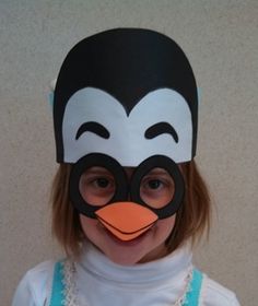 This is an easy hat to make with your students when you study winter or arctic animals or take a trip to the zoo or aquarium.  Copy the originals onto colored construction paper and assemble the pieces.

(Open the preview file for directions.) Penguin Mask, Winter Stem, Arctic Penguins, Storytime Ideas, Penguin Hat, Turtle Crafts, Penguin Craft, Book Reports, Hat Day