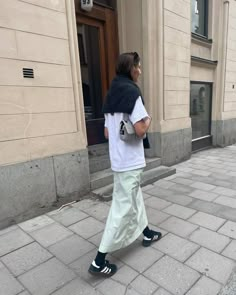 White Sambas Outfit, Sambas Outfit, Adidas Samba Black, Trainers Outfit, Todays Outfit, Fashion Fits, Outfit Summer, Casual Fall Outfits