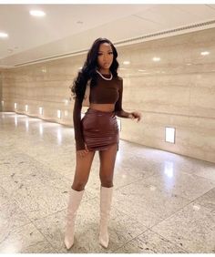 Maximalist Going Out Outfits, Brown Going Out Outfits, Night Outfits Black Women, Bright Color Outfits, Mini Skirt Outfit Black Women, Brown Dress Outfit, Brown Outfit Ideas, Outfit Ideas For Black Women, Brown Outfits