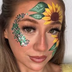 Sunflower Face Paint, Sunflower Costume, Face Paint Sunflower, Sunflower Eye Makeup, Sunflower Makeup Halloween, Sunflower Fairy Costume, Halloween Face Paint Designs, Easy Halloween Face Painting