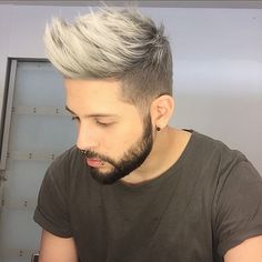 Ragnor Fell, Clipper Cut, Beard Style, Colour Contrast, Hair White, Hair Gray, Mens Hair Trends