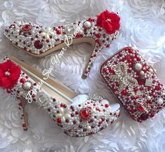 Wedding Shoes Red, Wedding Shoes Wedge, Red Bridal Shoes, Heels Pearl, Red Wedding Shoes, Custom Wedding Shoes, Pearl Wedding Shoes, Wedding Shoes Vintage, Bridal Clutch Bag