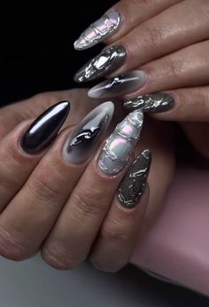 #nails #aliennails #chromenail #nailart #naildesign #aesthetic #inspiration Alien Inspired Nails, Nct Inspired Nails, Nct Nails Designs, Alien Nails Design, Nct Nails, Alien Core, Fur Nails, Alien Nails, Nail Sunny