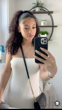 Short Curly Hair Baddie, Curly Hair Picture Day, Curly Cheer Hairstyles, Curly Hair Ponytail Black Women, Curly Simple Hairstyles, Curly Birthday Hairstyles, Curly Hair Down, Homecoming Hairstyles Black Women, Curly Ponytail Natural Hair