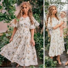 Questions? Leave A Comment Below! Size 1xl Pleated Floral Skirt, Bohemian Cottagecore, Basket Weave Pattern, Floral Pleated Skirt, Dress Bohemian, Bohemian Dress, Floral Midi Dress, Rose Print, Plunging Neckline