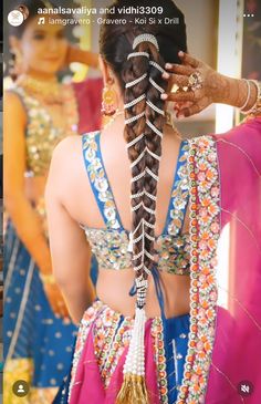 Garba Hairstyles Indian, Garba Dress, Navratri Dress, Ribbon Hairstyle, Hair Images, Hair Decorations, Indian Hairstyles, Braid Styles