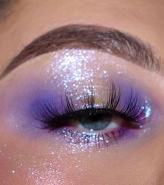 Concert Makeup, Rhinestone Makeup, Cute Eye Makeup, Rave Makeup, Swag Makeup, Eye Makeup Pictures, Smink Inspiration, Ethereal Makeup, Pinterest Makeup