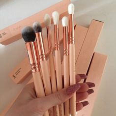 Diy Mat, Make Up Diy, Party Make-up, Alat Makeup, Makeup Tip, Best Makeup Brushes, Beauty Make-up, Makeup Guide, Makeup Goals