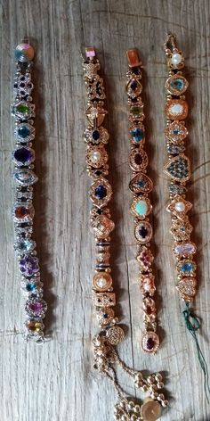 Slide Bracelet Charms, Jewel Bracelet, Inexpensive Jewelry, Diy Jewelry Inspiration, Jewelry Aesthetic, Bangles Design, Jewelry Accessories Ideas