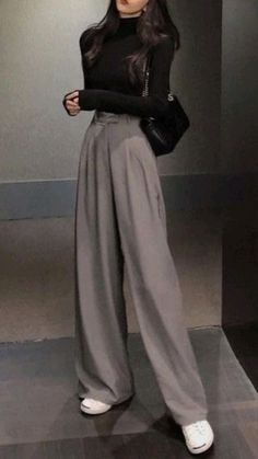 Outfit Ideas Sophisticated, Womens Outfits Business Casual, Business Casual Outfits Korean Style, Body Hiding Outfits, Fancy Buissnes Outfits, Elegant Core Outfits, Contrast Trim Outfit, Modest Pants Outfits Classy, Classy Outfit For School