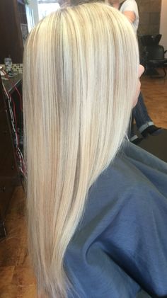 Full Set Of Blonde Highlights, Very Blonde Highlights, Super Blonde Hair, Blond Hairstyle, Blonde Lowlights, Platinum Blonde Highlights, Dyed Blonde Hair, Light Blonde Hair, Hair Extentions