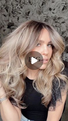 Brooke Roundy Hair Tips Makeup Tips on Instagram: "Nothing screams holiday more than big bouncy curls!! Oh I love them so much! If you’re stuck and don’t know how to do them, here’s my guide! 

Comment BIG below to receive a DM with the link to shop the products I used, on my LTK ⬇ https://liketk.it/4Xu8b" Big Bouncy Curls, I Love Them So Much, Bouncy Curls, Oh My Love, Hair Tips, Don T Know, Diy Hairstyles, Makeup Tips