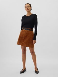 Corduroy Mini Skirt Fall Corduroy Skirt For Workwear, Corduroy Skirt For Fall Workwear, Corduroy Mini Skirt For Work, Cord Skirt Outfit, Fall Mini Skirt Outfit, Corduroy Skirt Outfit, Fall Mini Skirt, Scarf Cardigan, Cord Skirt